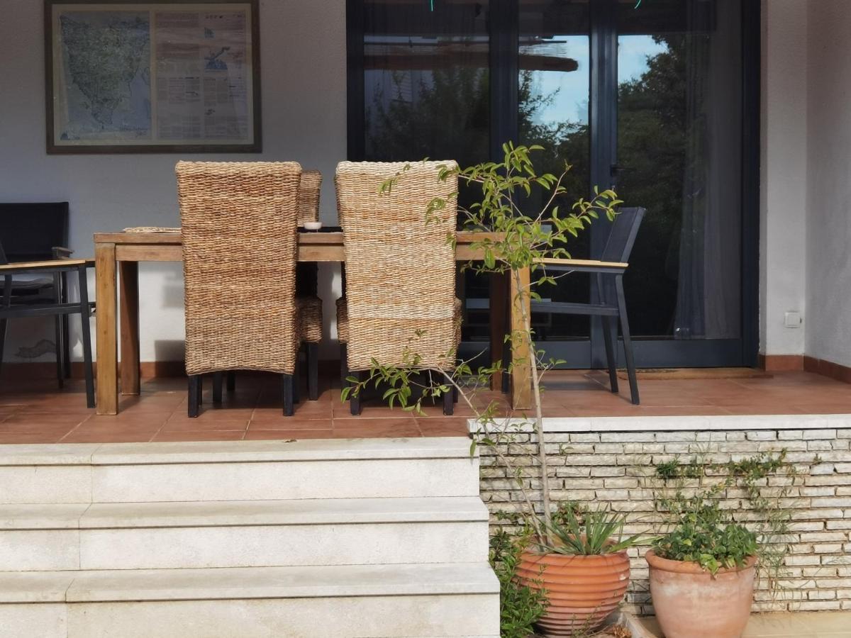 Pine And Lime Apartments بولا المظهر الخارجي الصورة