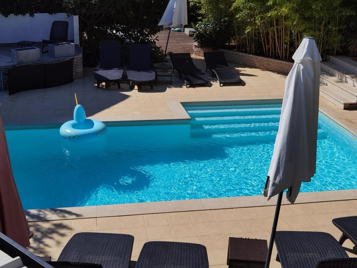 Pine And Lime Apartments بولا المظهر الخارجي الصورة