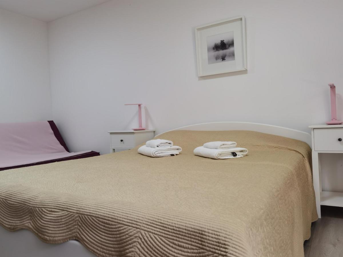 Pine And Lime Apartments بولا المظهر الخارجي الصورة